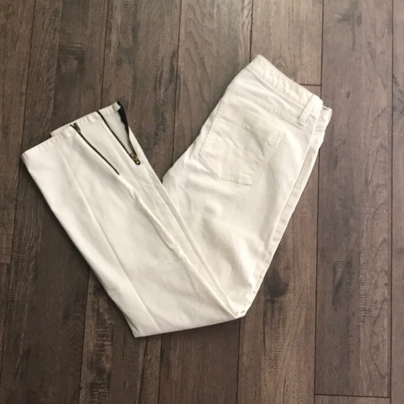 Banana Republic White jeans - Picture 1 of 3